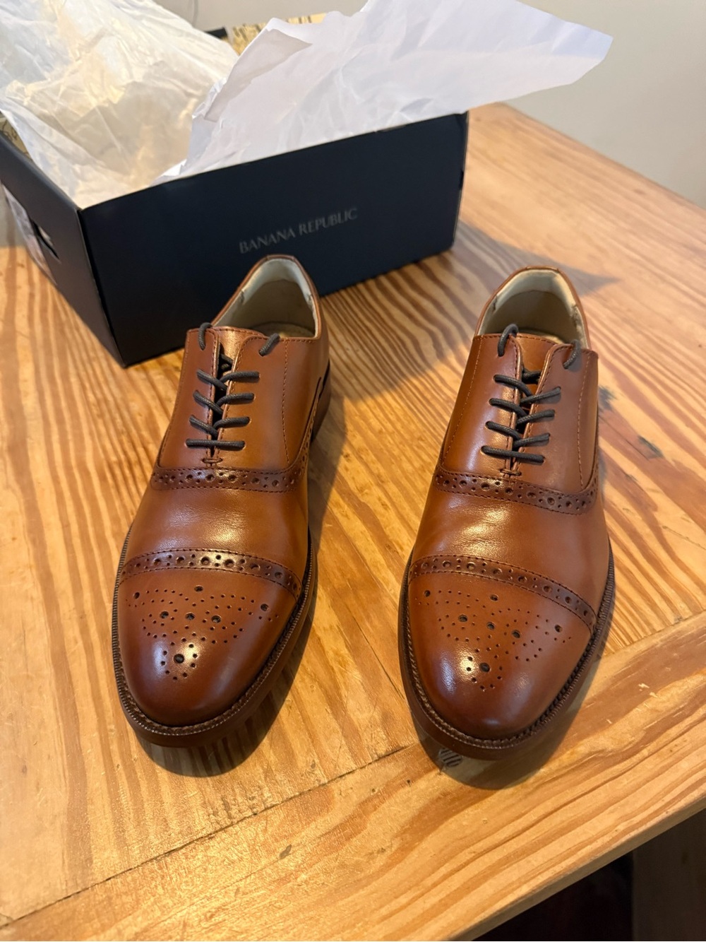 Banana Republic Brown Leather Cap-Toe Brogue Derby Shoes - Cognac color